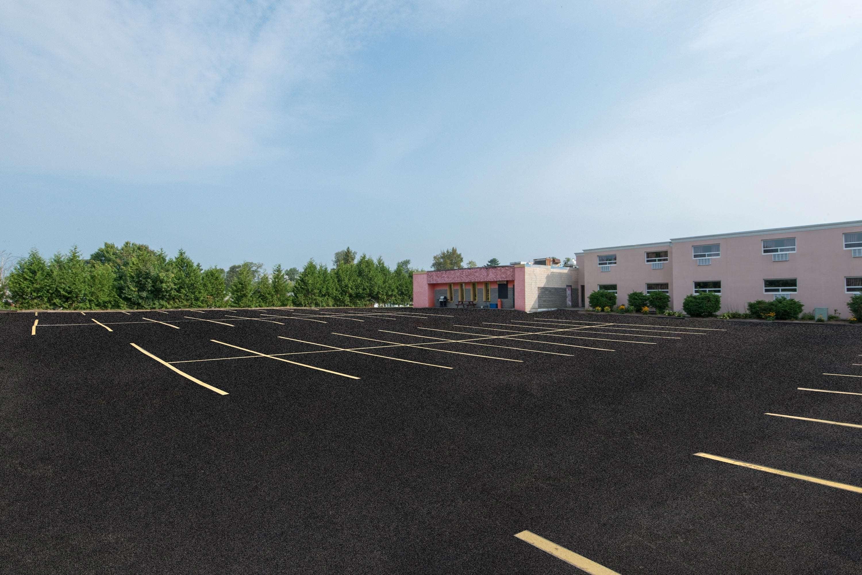 Howard Johnson By Wyndham Gravenhurst Exterior photo